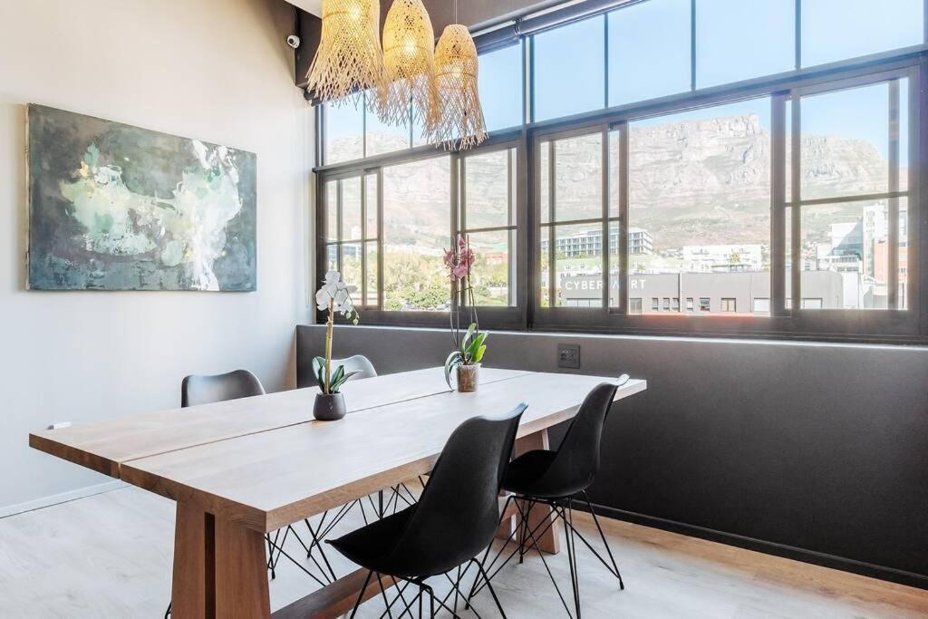 Oasis In The East At The Harri * Cape Town